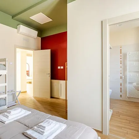 Ampio In Centro - Di 5 Min Appartement
